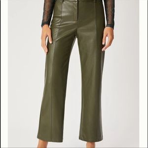 NEw without tag Avec Les Filles faux leather pants M